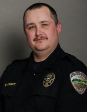 photo of an officer