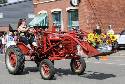 tractor with flowers